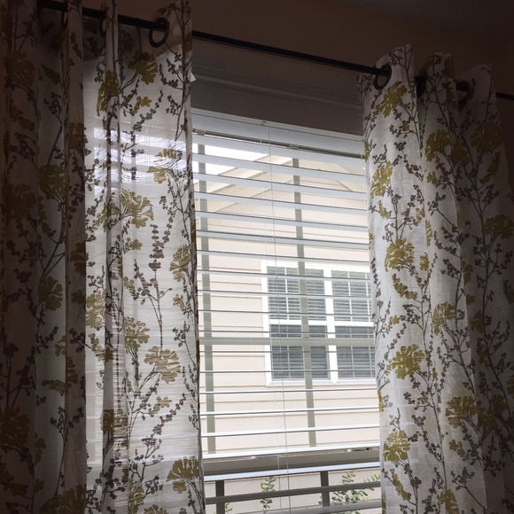 Bed Bath And Beyond Accents Four 95 Window Curtain Panels